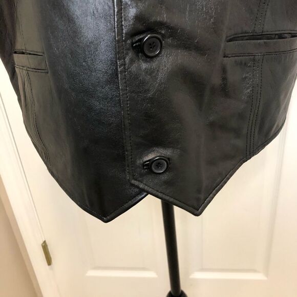 Wilson’s Leather black leather button front vest size medium - Picture 4 of 11